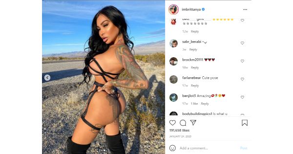 Brittanya Razavi Nude Outdoor Blowjob Snapchat Leaked Video!