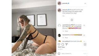 therealjenbretty Quarantine got me HORNY