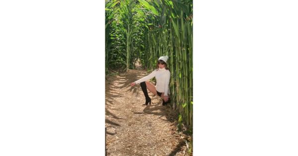 Riley Reid Outdoor Photoshoot In Corn Plantation