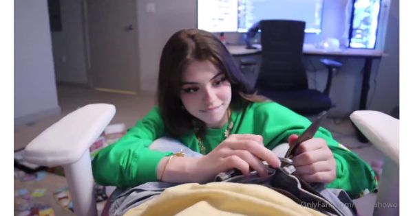 Hannahowo Nude Blowjob Video Leaked 3