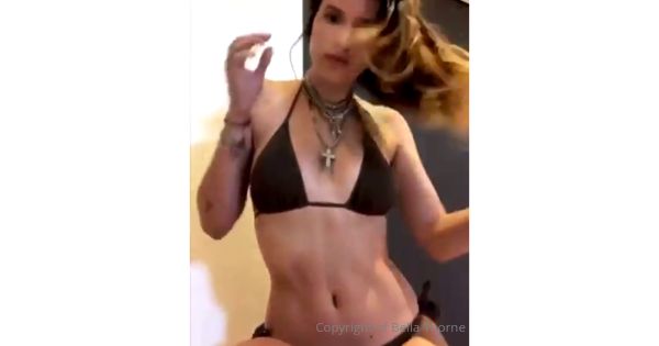 Bella Thorne Boob Teasing Onlyfan Porn Videos