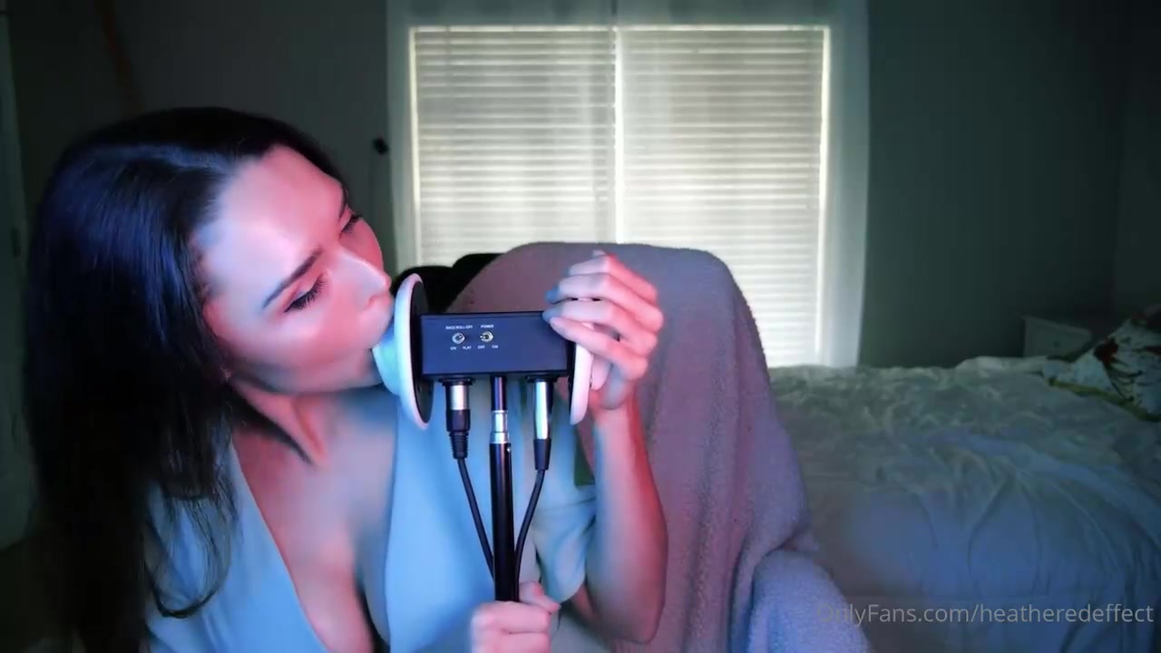 HeatheredEffect ASMR OnlyFans Kissing & Licking Short Vid