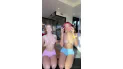 Waifumiia Leaked Naughty Lesbian Play Video